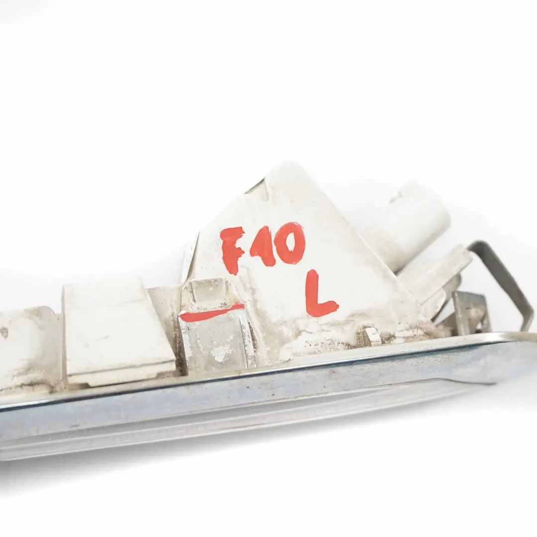Indicateur latéral BMW F10 F11 Feux clignotants blanc gauche pour à propos du numéro de pièce 7154169 Indicateur latéral BMW F10 F11 Feux clignotants blanc gauche - SKU 7154169-1 - Numéro de pièce 7154169