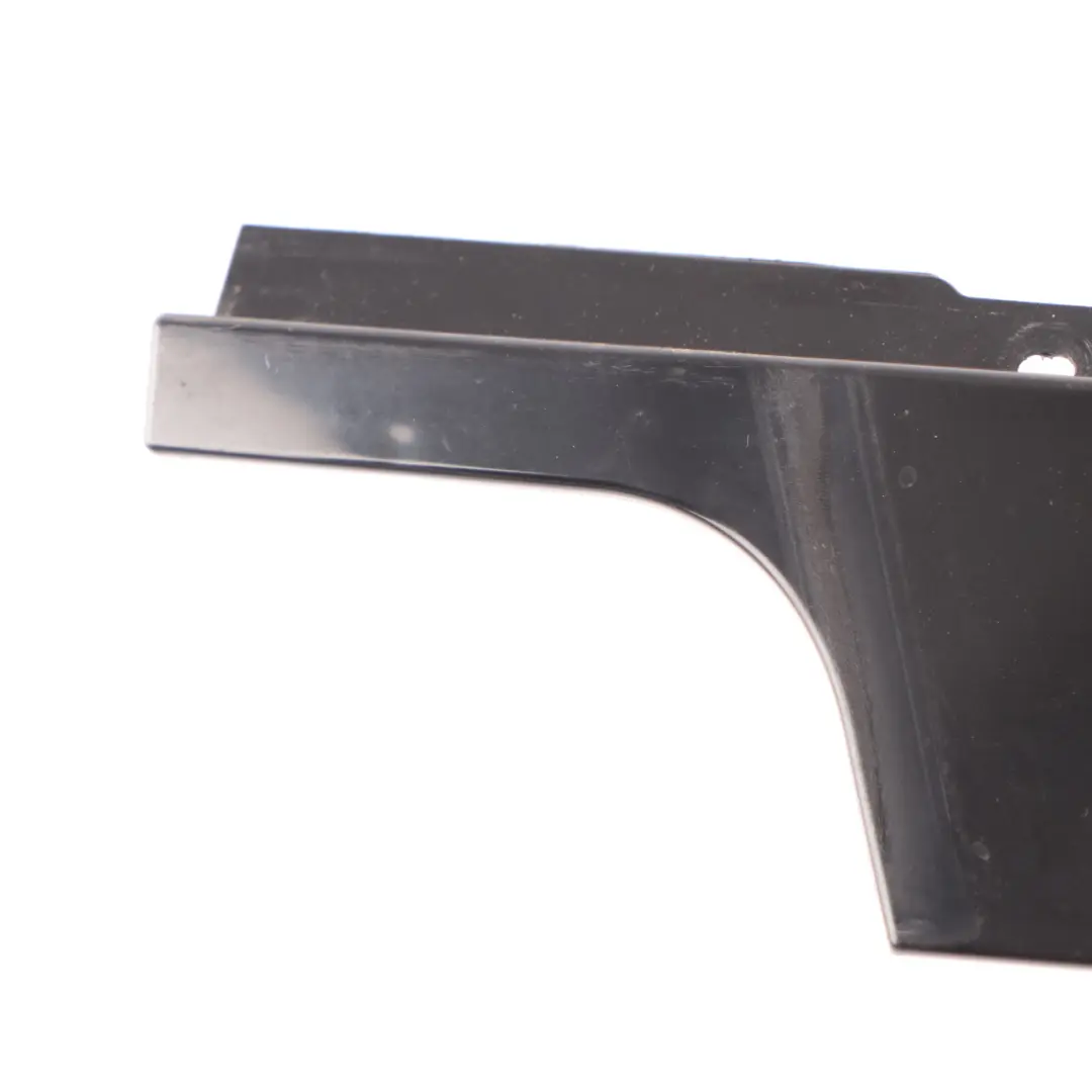 BMW E87 Acabado Marco Ventana Pilar B Delantero Izquierdo Shadow Line - SKU 7154309-2 - Número de pieza 7154309