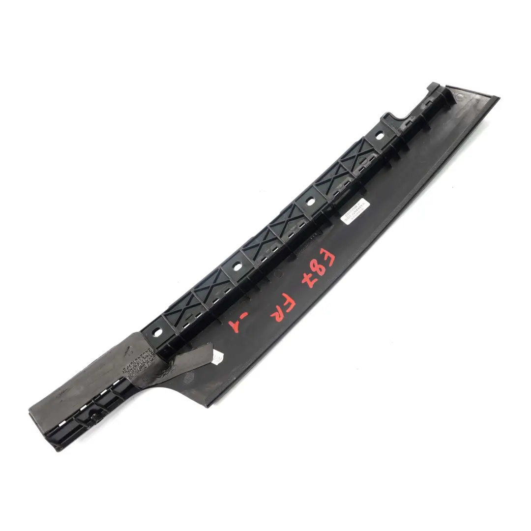 BMW E87 Embellecedor marco ventana Montante B delantero derecho Alto brillo - SKU 7154310-1 - Número de pieza 7154310