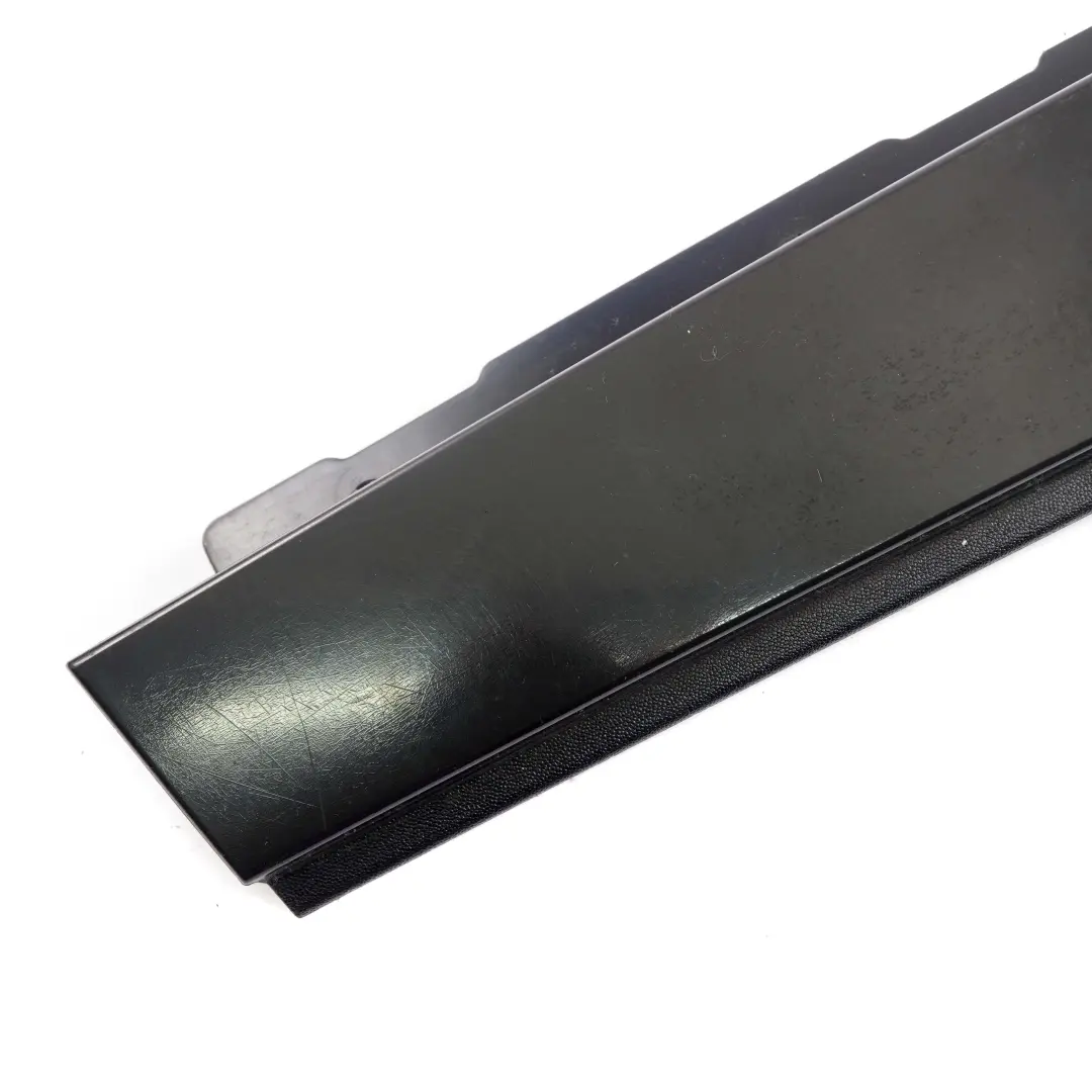 Left Column B Exterior Cover Trim High Gloss Black to BMW 1 Series 2 E87 LCI Rear with Part number 7154311 BMW 1 Series 2 E87 LCI Rear Left Column B Exterior Cover Trim High Gloss Black - SKU 7154311-2 - Part number 7154311