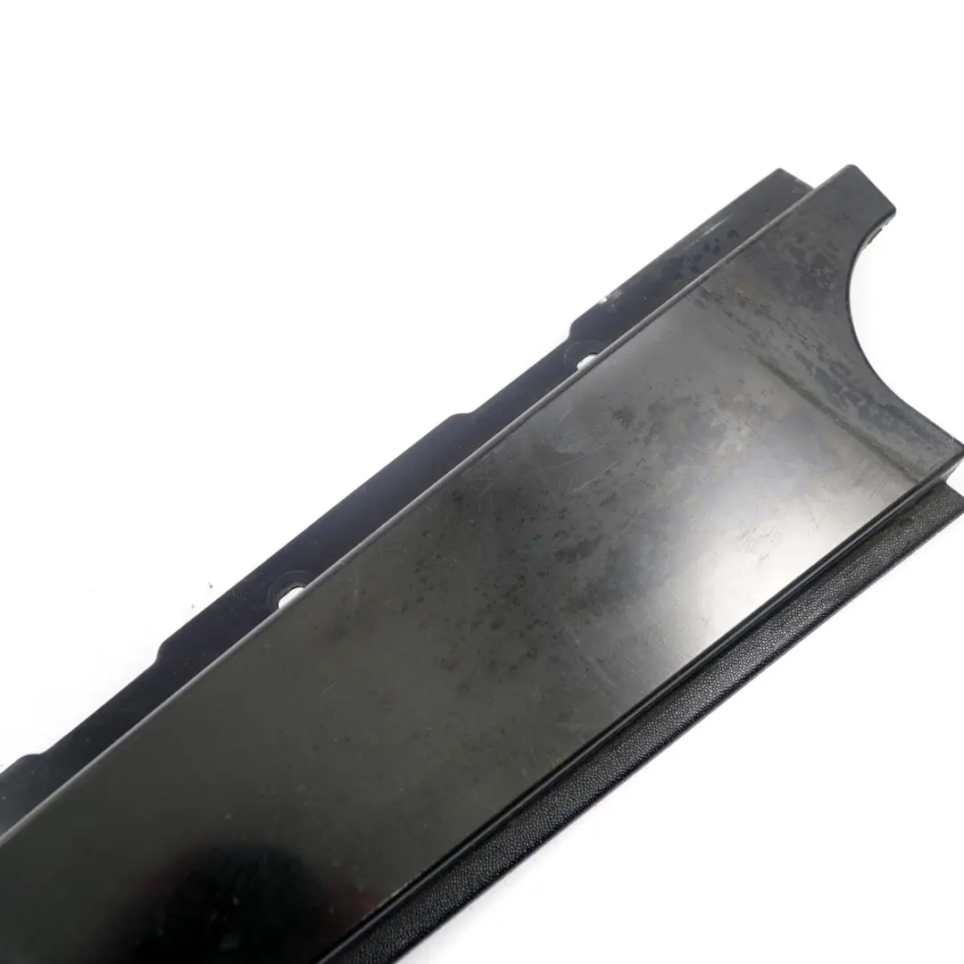 BMW E87 LCI Revetement exterieur la colonne B arriere gauche Noir Brillant - SKU 7154311-2 - Numéro de pièce 7154311