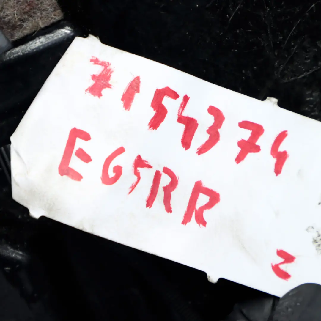 Oparcie Fotela Kanapy Prawy Tył Skóra Pearl Lava Blue Niebieska do BMW E65 E66 o numerze 7154374 BMW E65 E66 Oparcie Fotela Kanapy Prawy Tył Skóra Pearl Lava Blue Niebieska - SKU 7154374 - Numer Części 7154374