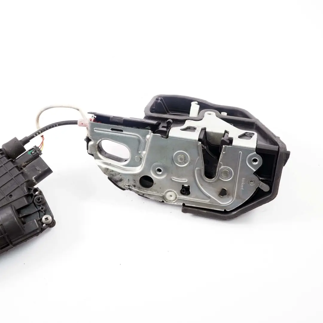 Serratura Chiusura Morbida Automatico Posteriore Destro per BMW F10 F11 con numero di parte 7154516 BMW F10 F11 Serratura Chiusura Morbida Automatico Posteriore Destro - SKU 7154516 - Numero di parte 7154516