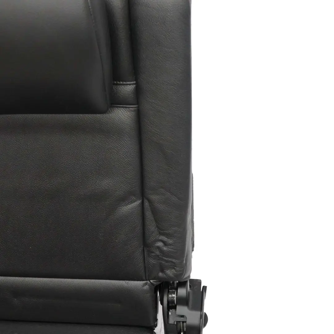 Trzeci Rząd Siedzeń Czarna Skóra do BMW X5 E70 o numerze 7156151 BMW X5 E70 Trzeci Rząd Siedzeń Czarna Skóra - SKU 7156151 - Numer Części 7156151