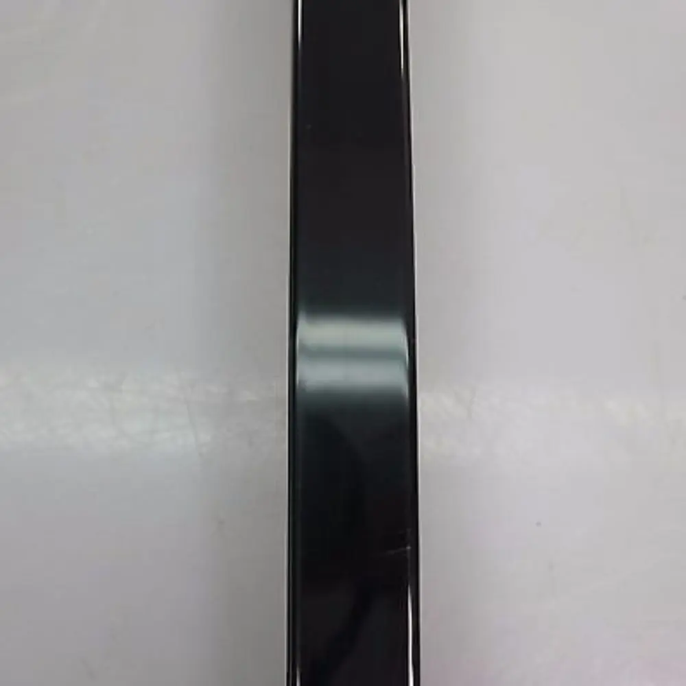 BMW Série 1 E87 Cache Guide Vitre Arrière Gauche Brillant - SKU 7156451 - Numéro de pièce 7156451