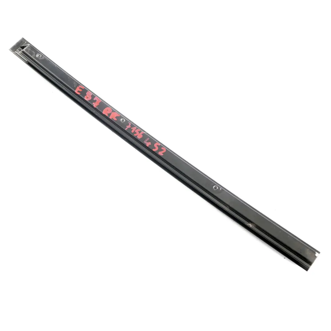 BMW E87 Rear Right O/S Window Guide Web Cover Shadow Line High Gloss - SKU 7156452 - Part number 7156452