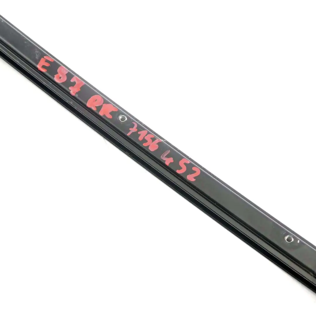 BMW E87 Rear Right O/S Window Guide Web Cover Shadow Line High Gloss - SKU 7156452 - Part number 7156452