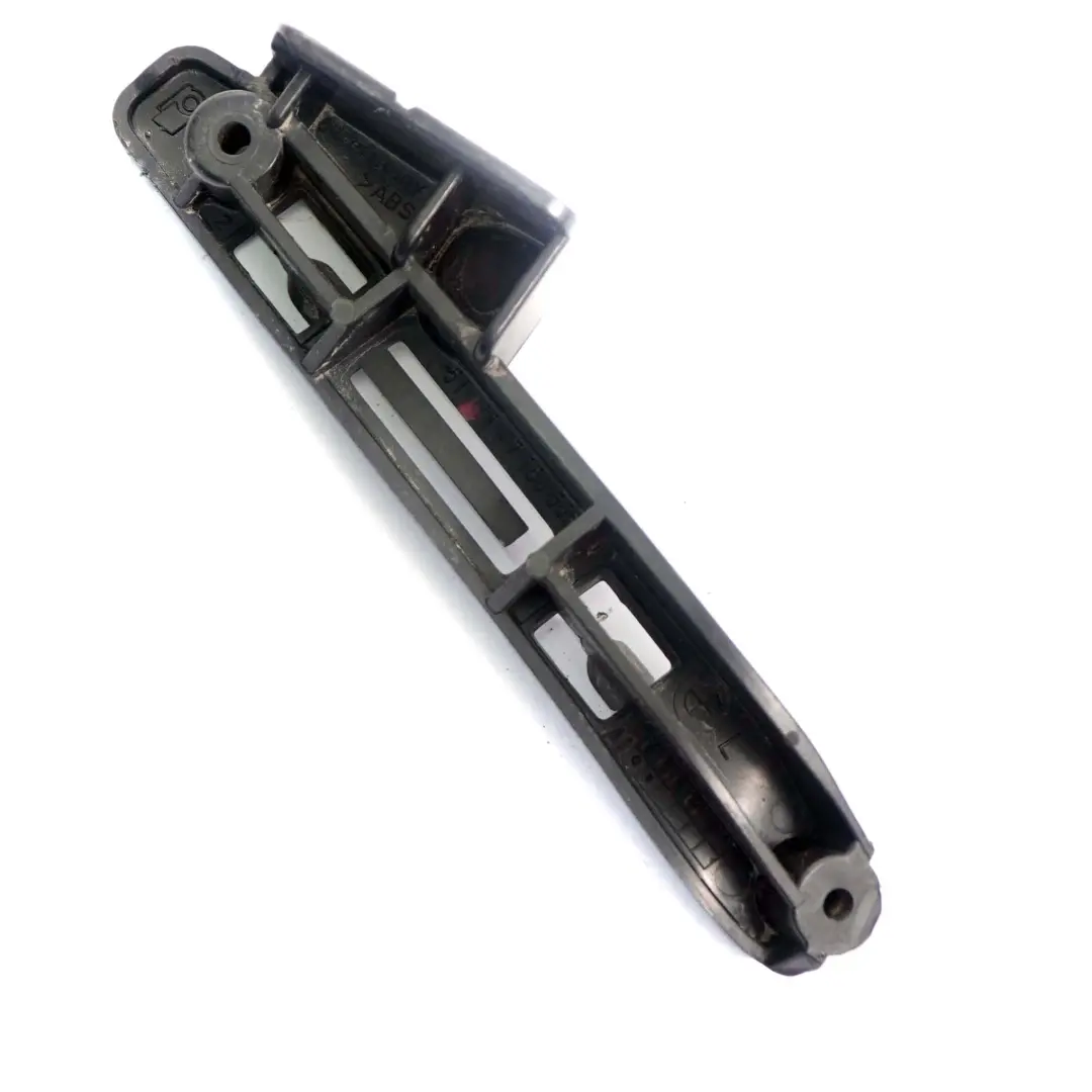 Parachoques Tapa Guia Montaje Lado Delantero Izquierdo para BMW E92 E93 con número de pieza 7156555 BMW E92 E93 Parachoques Tapa Guia Montaje Lado Delantero Izquierdo - SKU 7156555 - Número de pieza 7156555