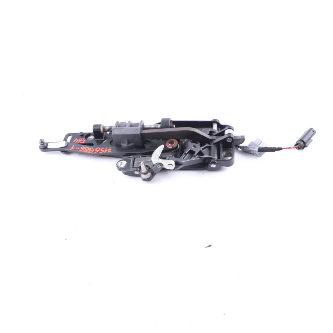 Zawias Zamek Składanego Dachu Lewy do BMW E64 o numerze 7156985 BMW E64 Zawias Zamek Składanego Dachu Lewy - SKU 7156985-1 - Numer Części 7156985