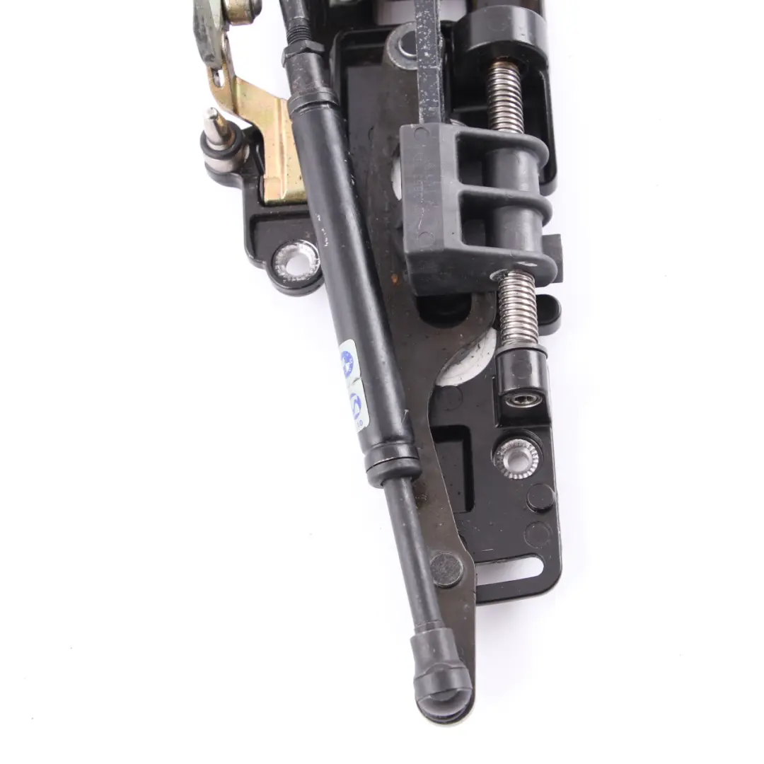 Cerniera Tetto Pieghevole Soft Top Telaio Destro Blocco Idraulico per BMW E64 con numero di parte 7156986 BMW E64 Cerniera Tetto Pieghevole Soft Top Telaio Destro Blocco Idraulico - SKU 7156986 - Numero di parte 7156986