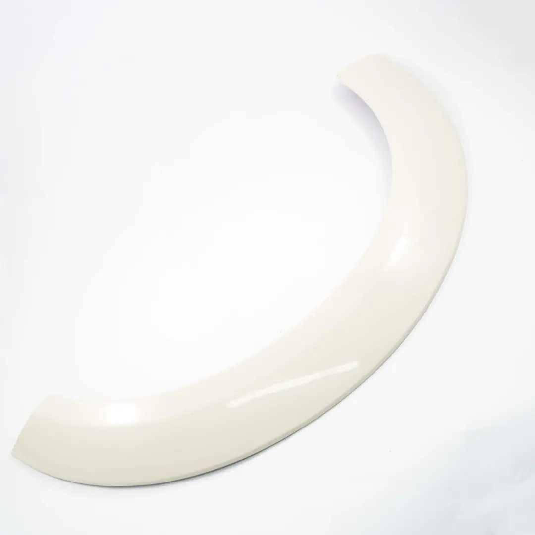 enjoliveur d'arc roue arriere gauche evasement R57 blanc poivre - 850 pour Mini R56 à propos du numéro de pièce 7157105 Mini R56 enjoliveur d'arc roue arriere gauche evasement R57 blanc poivre - 850 - SKU 7157105-PW - Numéro de pièce 7157105