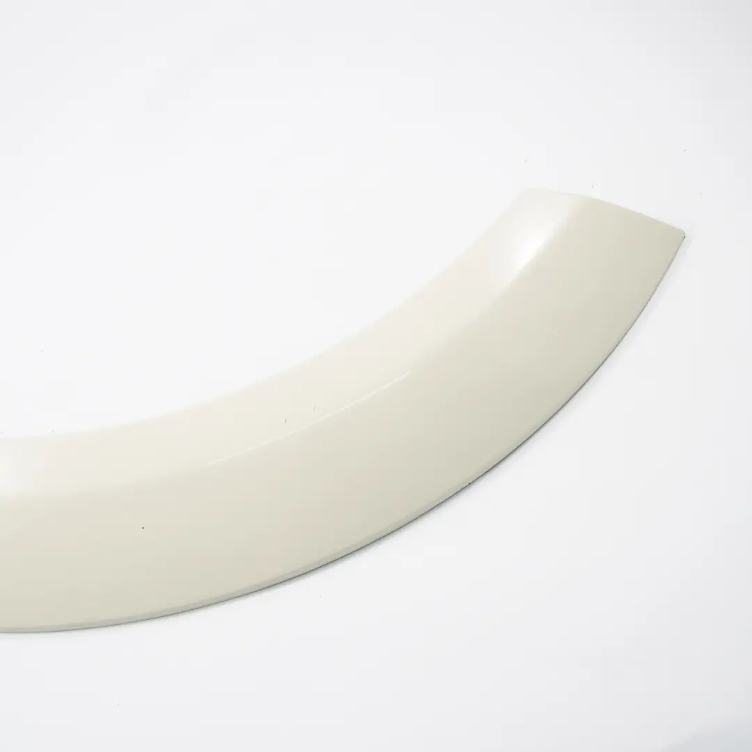 Guardabarros Rueda Trasera Derecha Extension Flare R57 Pepper White 850 para Mini R56 con número de pieza 7157106 Mini R56 Guardabarros Rueda Trasera Derecha Extension Flare R57 Pepper White 850 - SKU 7157106-PW - Número de pieza 7157106