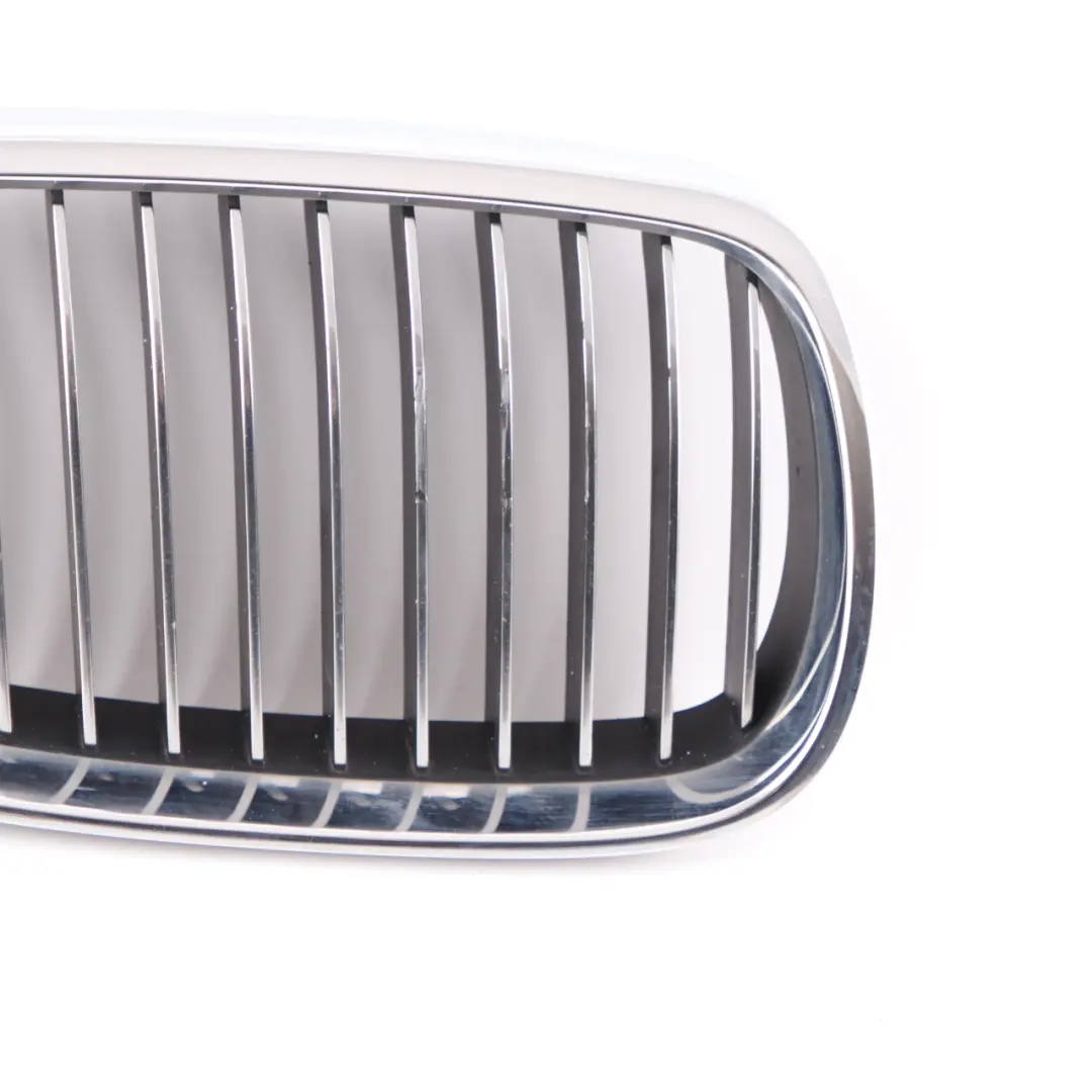 Front Bumper Grille BMW E90 E92 E93 1 Frame Right O/S Chrome 2712204 to with Part number 7157278 Front Bumper Grille BMW E90 E92 E93 1 Frame Right O/S Chrome 2712204 - SKU 7157278-1 - Part number 7157278