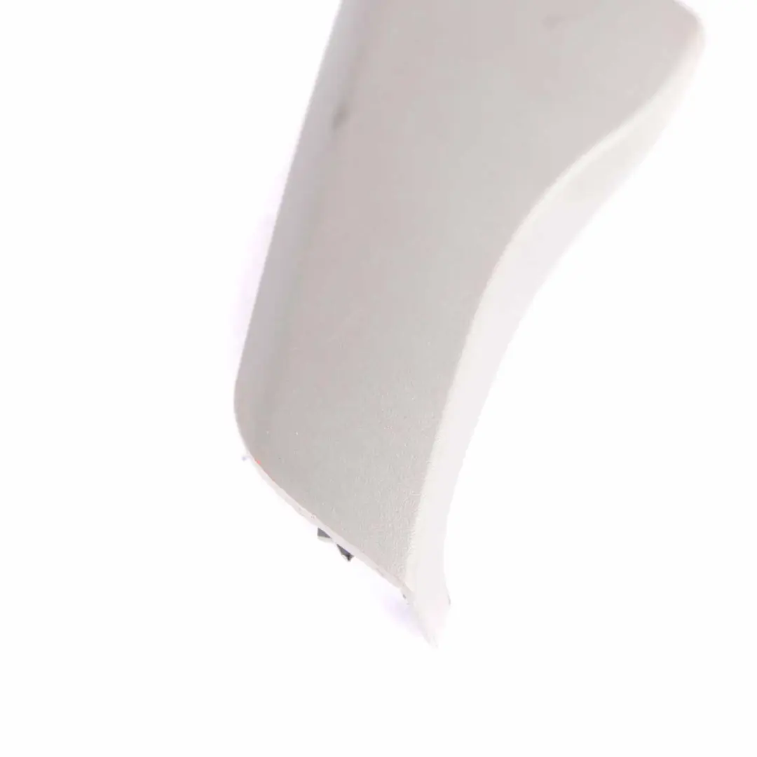 BMW E90 E91 Couvercle de boulon de ceinture de sécurité gauche gris 7118491 - SKU 7157407 - Numéro de pièce 7157407