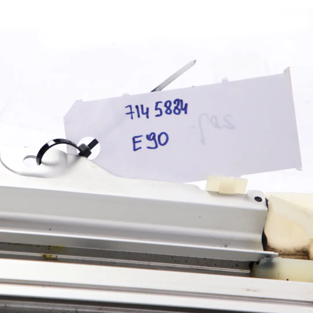 Sliding Sunroof Sun Roof Frame Complete Glass Grey Roller to BMW 3 Series E90 with Part number 7157447 BMW 3 Series E90 Sliding Sunroof Sun Roof Frame Complete Glass Grey Roller - SKU 7157447 - Part number 7157447