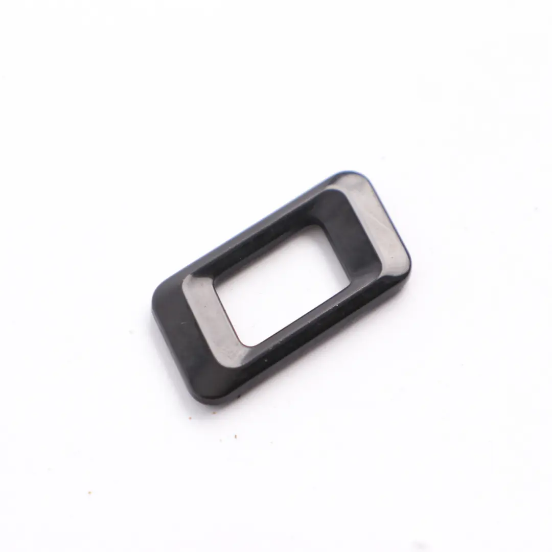 BMW 3 Reihe E90 330d Emblem geklebt hinten - 330D - 5114 - SKU 7157559-1 - Teilenummer 7157559