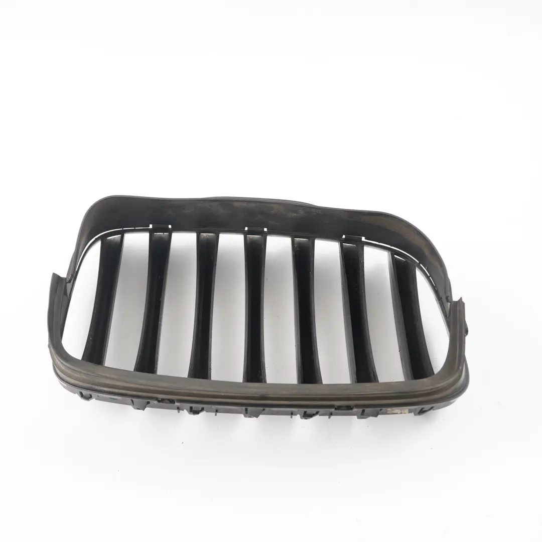 BMW X5 E70 Garniture de calandre avant gauche Couvre pare-chocs rein - SKU 7157687-3 - Numéro de pièce 7157687