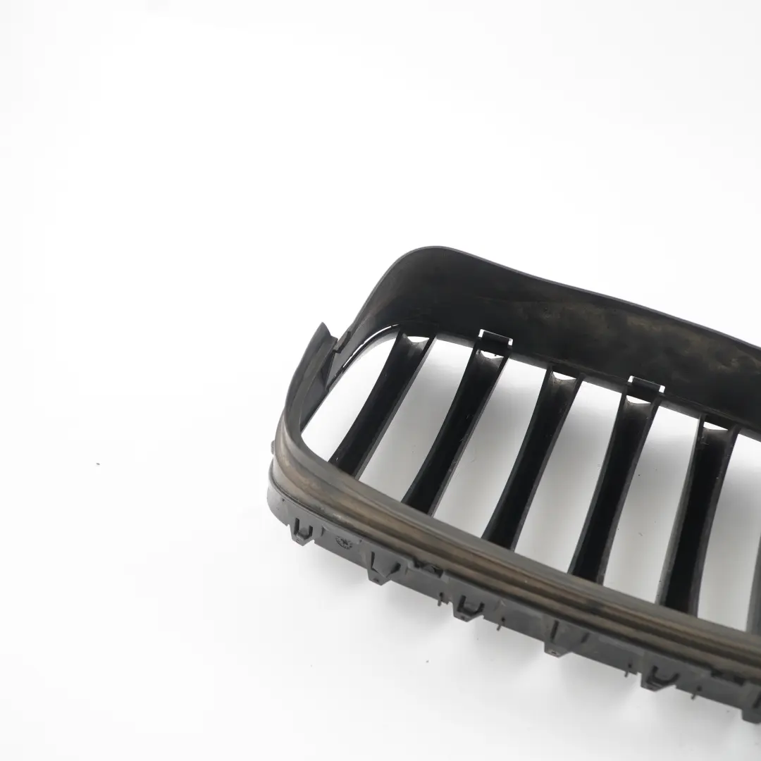 BMW X5 E70 Garniture de calandre avant gauche Couvre pare-chocs rein - SKU 7157687-3 - Numéro de pièce 7157687