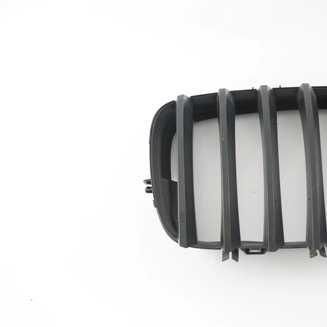 BMW X5 E70 Garniture de calandre avant gauche Couvre pare-chocs rein - SKU 7157687-3 - Numéro de pièce 7157687