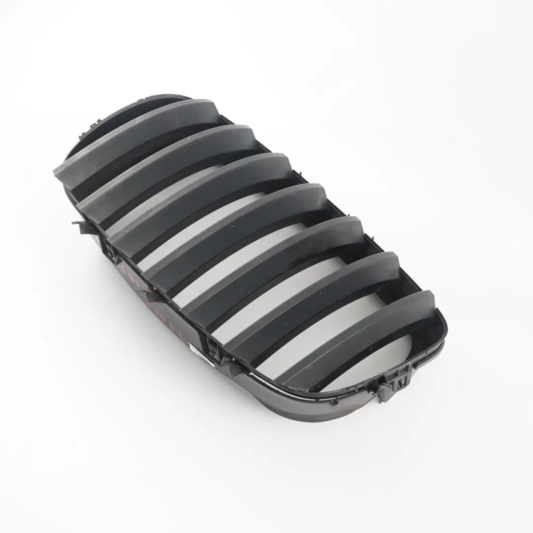 Griglia anteriore sinistra Rivestimento Pannello Paraurti per BMW X5 E70 con numero di parte 7157687 BMW X5 E70 Griglia anteriore sinistra Rivestimento Pannello Paraurti - SKU 7157687-3 - Numero di parte 7157687