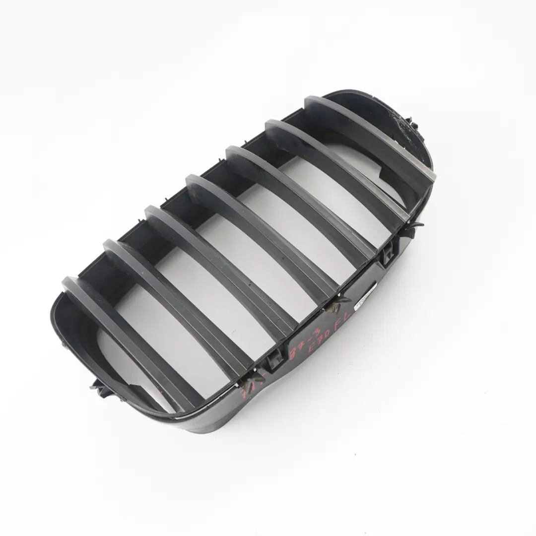 Rejilla Delantera Izquierda Panel Tapa Parachoques Riñón para BMW X5 E70 con número de pieza 7157687 BMW X5 E70 Rejilla Delantera Izquierda Panel Tapa Parachoques Riñón - SKU 7157687-3 - Número de pieza 7157687