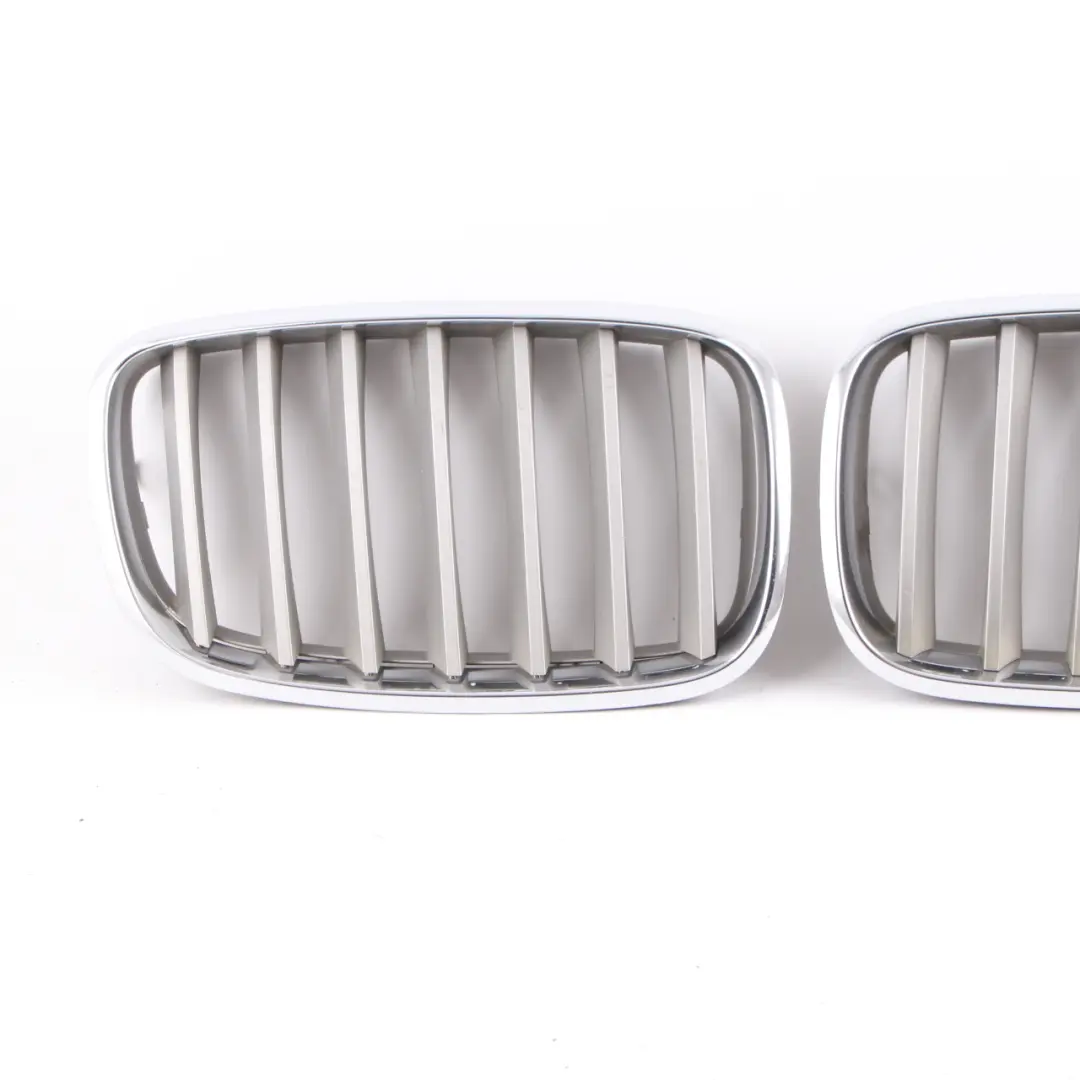 Grille Front Left Right N/O/S Trim Panel Cover Bumper Kidney Set to BMW X5 E70 with Part number 7157687 BMW X5 E70 Grille Front Left Right N/O/S Trim Panel Cover Bumper Kidney Set - SKU 7157687 / 7157688 - Part number 7157687