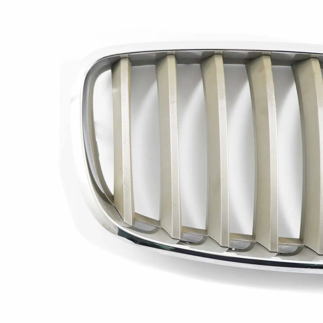 Griglia Anteriore Destra Trim Panel Cover Kidney Chrome per BMW X5 E70 con numero di parte 7157688 BMW X5 E70 Griglia Anteriore Destra Trim Panel Cover Kidney Chrome - SKU 7157688-2 - Numero di parte 7157688