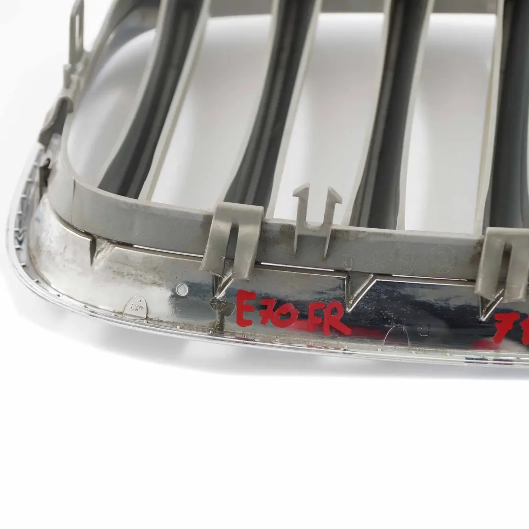 BMW X5 E70 Grille Avant Droite Panneau de Recouvrement Chrome Réniforme - SKU 7157688-2 - Numéro de pièce 7157688
