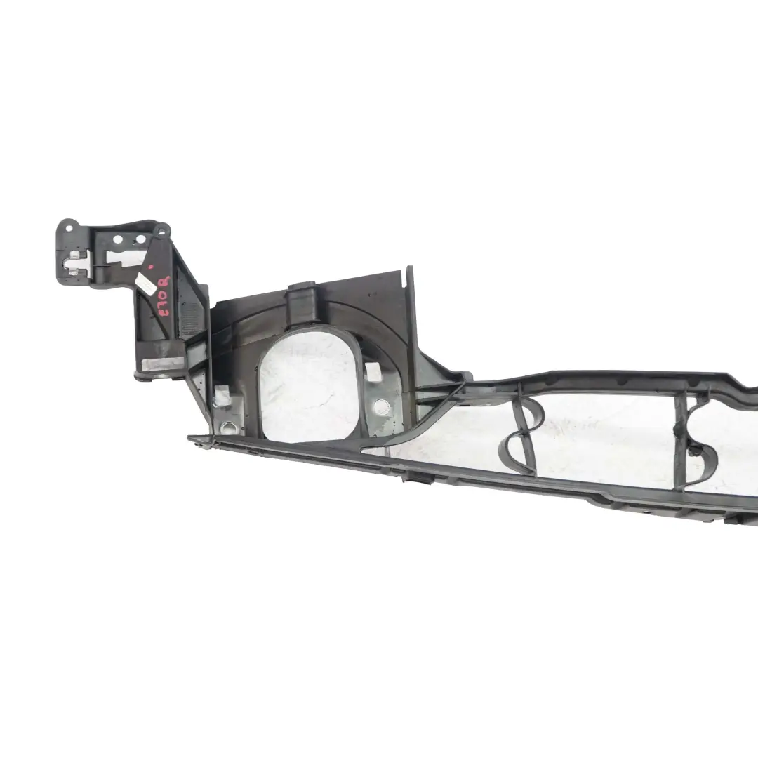 Staffa Pannello Alare Anteriore Destro Supporto Parafango per BMW X5 E70 con numero di parte 7157990 BMW X5 E70 Staffa Pannello Alare Anteriore Destro Supporto Parafango - SKU 7157990 - Numero di parte 7157990