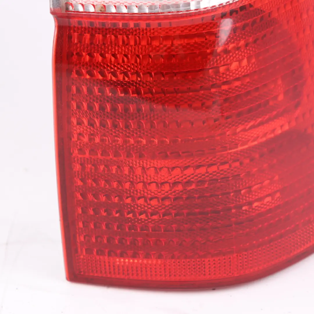 Heckleuchte Seitenwand rechts weiss 6321 für BMW X5 er E53 mit Teilenummer 7158390 BMW X5 er E53 Heckleuchte Seitenwand rechts weiss 6321 - SKU 7158390 - Teilenummer 7158390