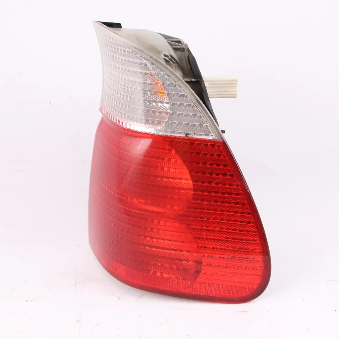 Feu Arriere Panneau Laterale Droite Blanc 6321 pour BMW X5 E53 à propos du numéro de pièce 7158390 BMW X5 E53 Feu Arriere Panneau Laterale Droite Blanc 6321 - SKU 7158390 - Numéro de pièce 7158390