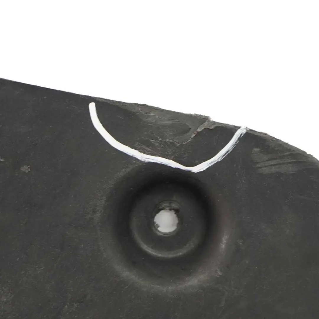 Couvercle reservoir carburant sous plancher gauche pour BMW X5 E70 X6 E71 à propos du numéro de pièce 7158405 BMW X5 E70 X6 E71 Couvercle reservoir carburant sous plancher gauche - SKU 7158405-1 - Numéro de pièce 7158405