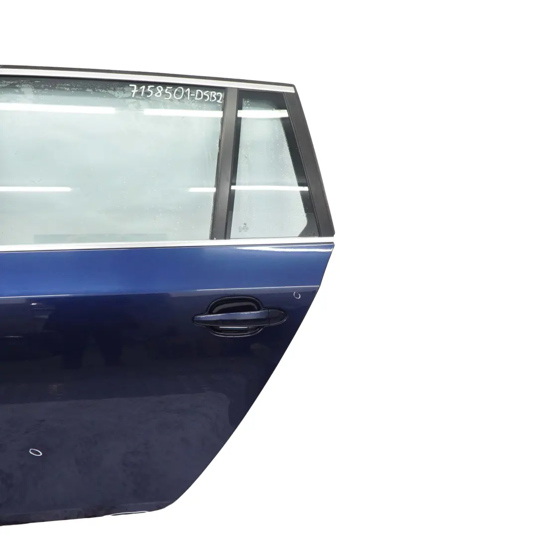 Tür Hinten Links Tiefseeblau Blau Metallic - A76 für BMW 5 er E61 Touring mit Teilenummer 7158501 BMW 5 er E61 Touring Tür Hinten Links Tiefseeblau Blau Metallic - A76 - SKU 7158501-DSB2 - Teilenummer 7158501