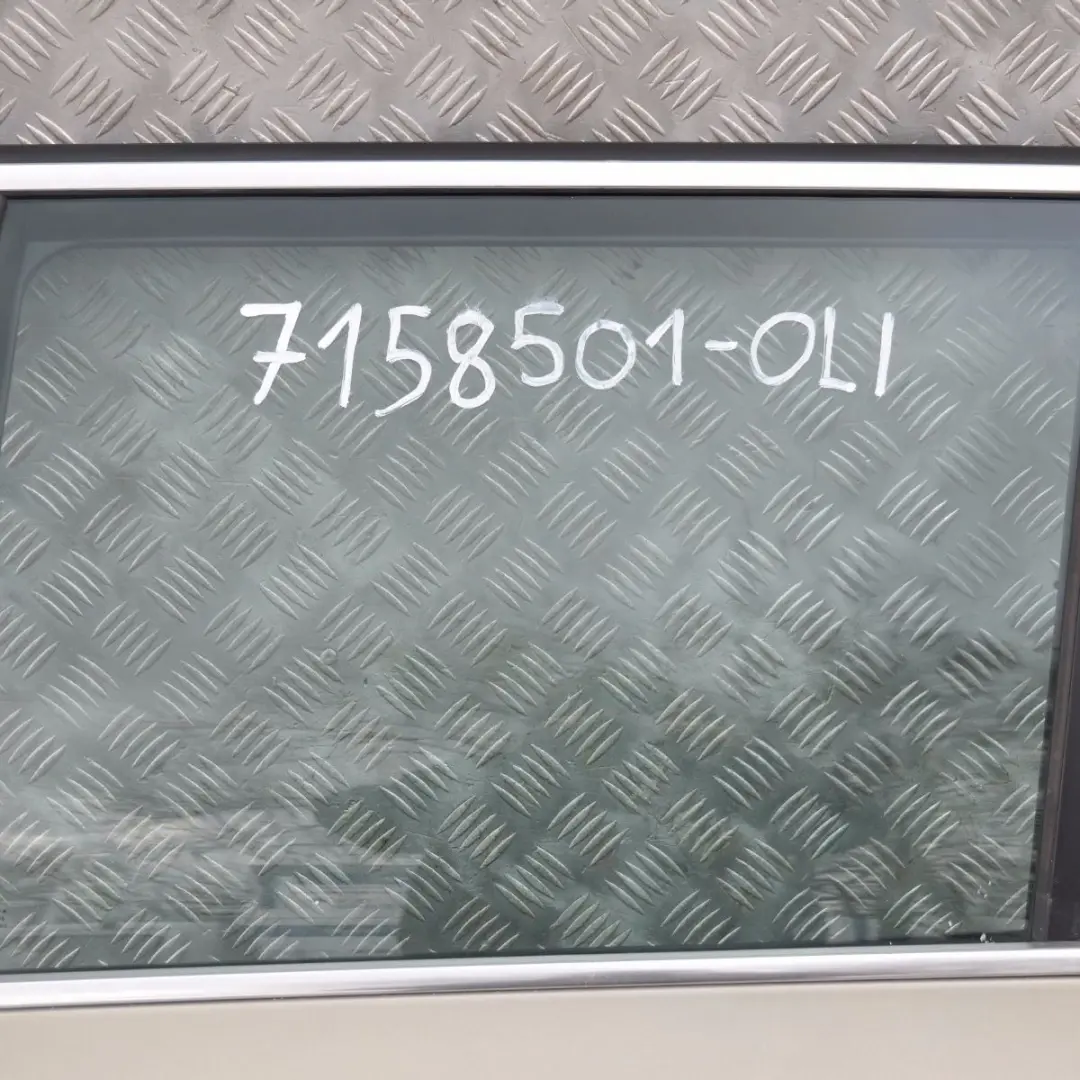 Drzwi lewe tylne tył Olivin 349 do BMW E61 o numerze 7158501 BMW E61 Drzwi lewe tylne tył Olivin 349 - SKU 7158501-OLI - Numer Części 7158501