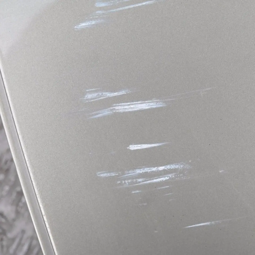 Drzwi lewe tylne tył Olivin 349 do BMW E61 o numerze 7158501 BMW E61 Drzwi lewe tylne tył Olivin 349 - SKU 7158501-OLI - Numer Części 7158501