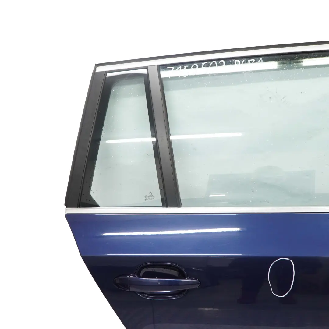 Tür Hinten Rechts Tiefseeblau Blau Metallic - A76 für BMW 5 er E61 Touring mit Teilenummer 7158502 BMW 5 er E61 Touring Tür Hinten Rechts Tiefseeblau Blau Metallic - A76 - SKU 7158502-DSB1 - Teilenummer 7158502