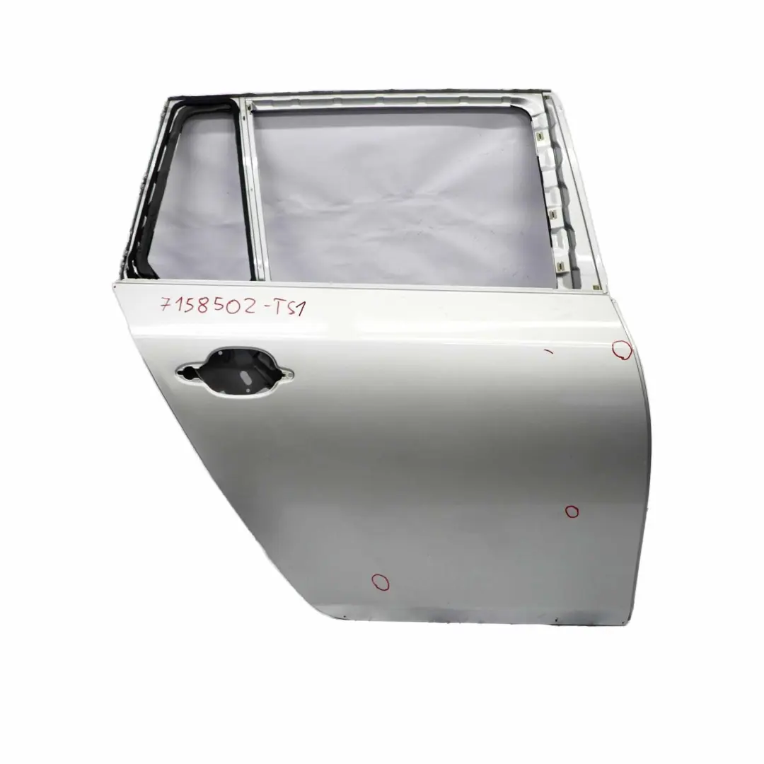 Puerta Trasera Derecha Titansilber Plata - 354 para BMW E61 Touring con número de pieza 7158502 BMW E61 Touring Puerta Trasera Derecha Titansilber Plata - 354 - SKU 7158502-TS1 - Número de pieza 7158502