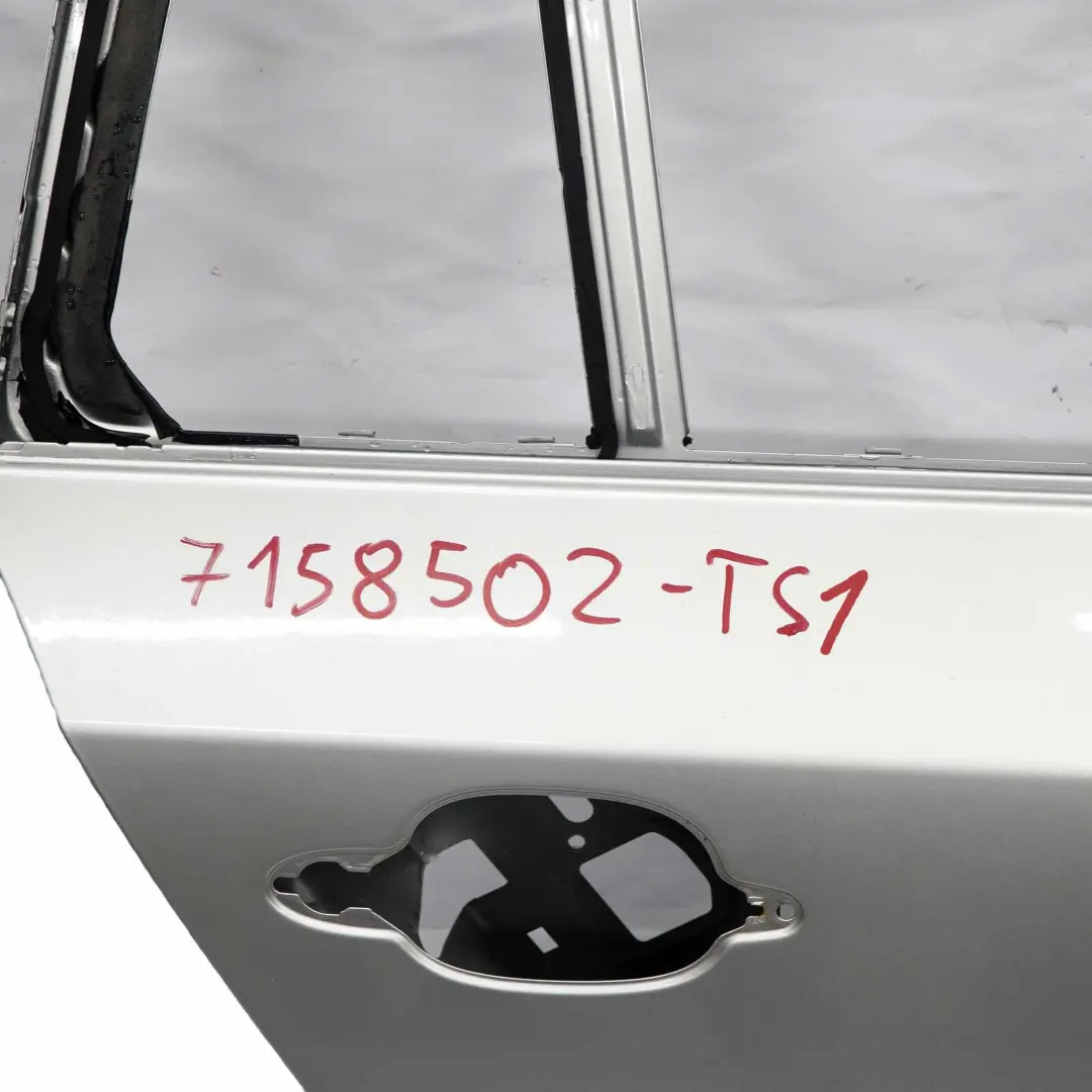 Door Rear Right O/S Titansilber Titan Silver Metallic - 354 to BMW E61 Touring with Part number 7158502 BMW E61 Touring Door Rear Right O/S Titansilber Titan Silver Metallic - 354 - SKU 7158502-TS1 - Part number 7158502