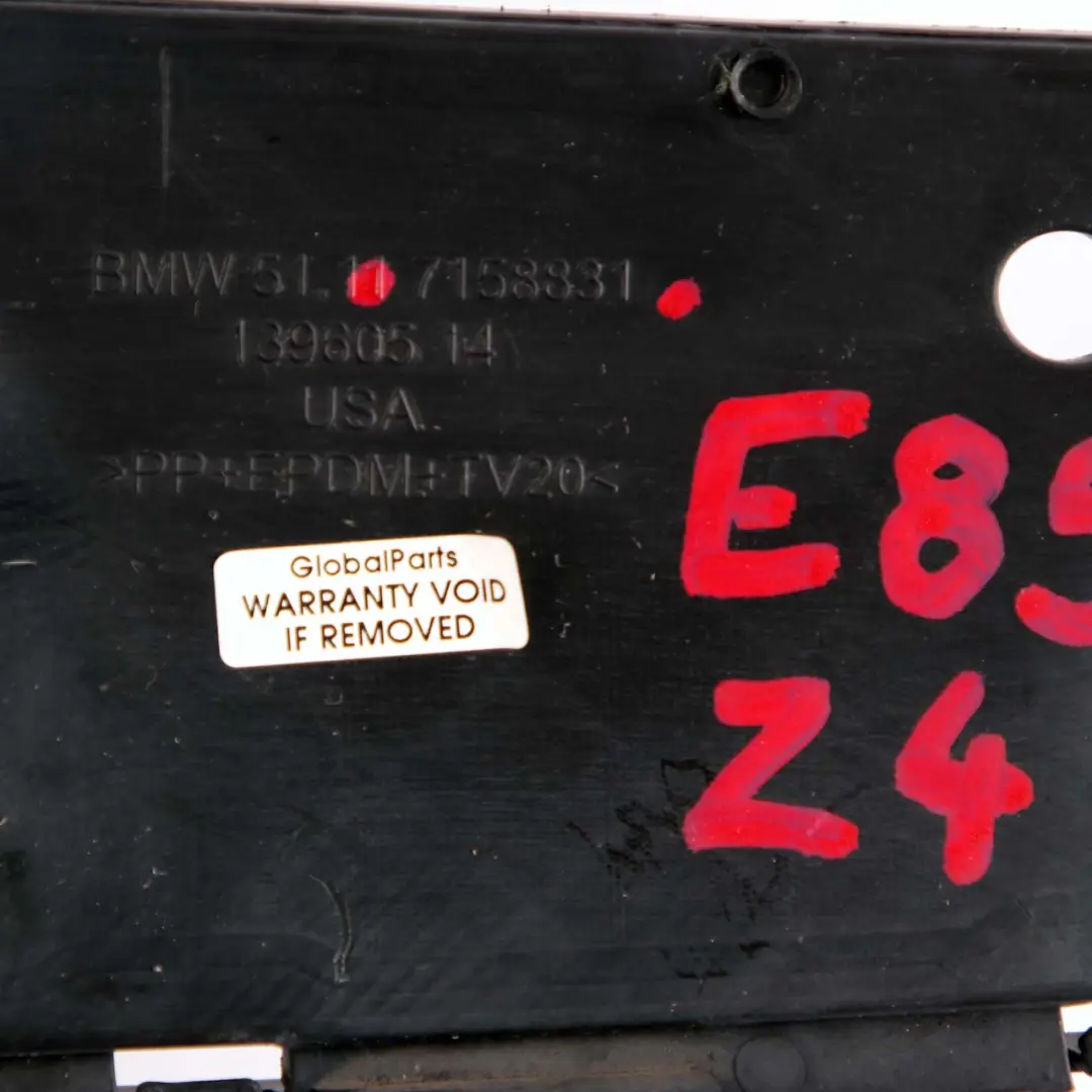 Paraurti Anteriore Condotto Centro Inferiore Griglia per BMW Z4 E85 E86 con numero di parte 7158831 BMW Z4 E85 E86 Paraurti Anteriore Condotto Centro Inferiore Griglia - SKU 7158831 - Numero di parte 7158831