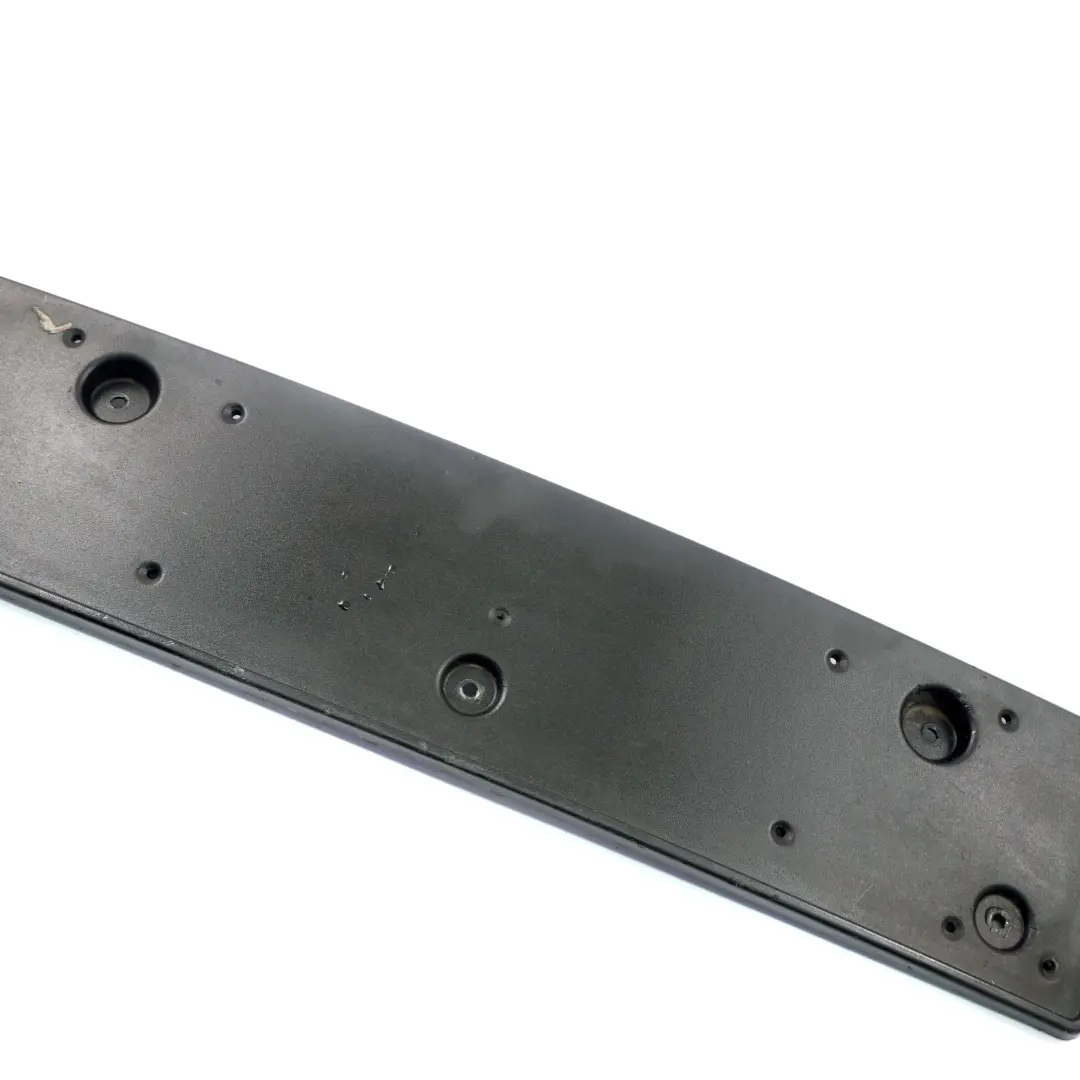 Podkładka nakładka pod tablice przód do BMW Z4 E85 o numerze 7158837 BMW Z4 E85 Podkładka nakładka pod tablice przód - SKU 7158837 - Numer Części 7158837