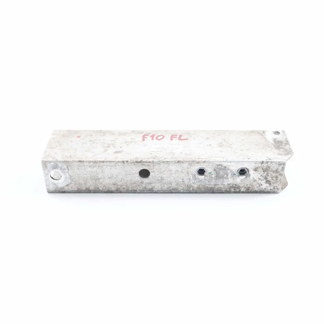 BMW F10 F11 Soporte de Parachoques Delantero Travesaño Izquierdo - SKU 7158873 - Número de pieza 7158873