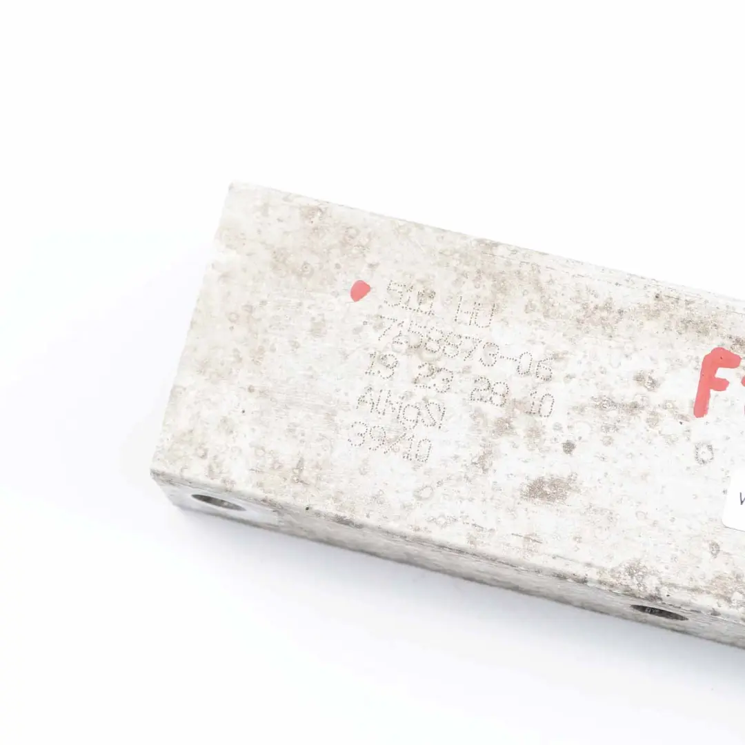 Paraurti Anteriore Portacroce Adattatore Montaggio Sinistro per BMW F10 F11 con numero di parte 7158873 BMW F10 F11 Paraurti Anteriore Portacroce Adattatore Montaggio Sinistro - SKU 7158873 - Numero di parte 7158873