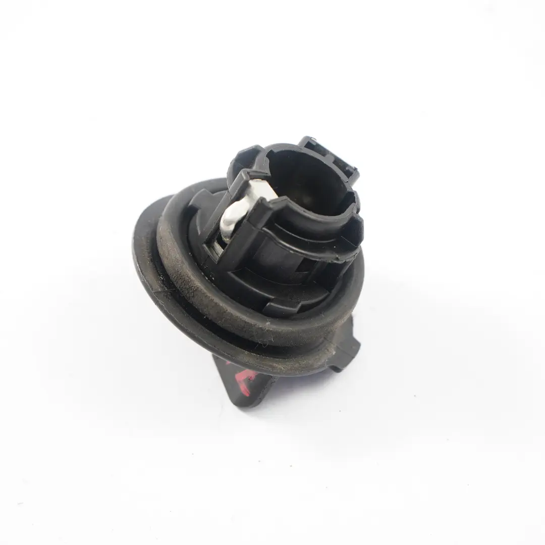 Portalampada BMW E90 E91 Anteriore Indicatore Direzione PY 21W VALEO per con numero di parte 7159571 Portalampada BMW E90 E91 Anteriore Indicatore Direzione PY 21W VALEO - SKU 7159571-1 - Numero di parte 7159571