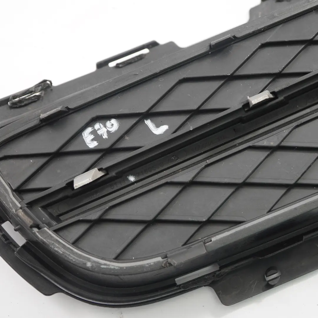Vorderseite stoßstange Geschlossenes Raster Links Kühlergrill für BMW X5 E70 mit Teilenummer 7159593 BMW X5 E70 Vorderseite stoßstange Geschlossenes Raster Links Kühlergrill - SKU 7159593 - Teilenummer 7159593
