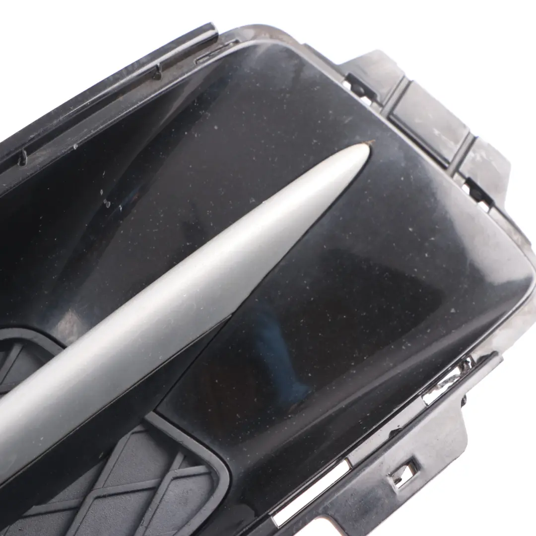 Front Bumper Trim Closed Grid Right Grille Black Sapphire Metallic 475 to BMW E70 with Part number 7159594 BMW E70 Front Bumper Trim Closed Grid Right Grille Black Sapphire Metallic 475 - SKU 7159594-BS - Part number 7159594