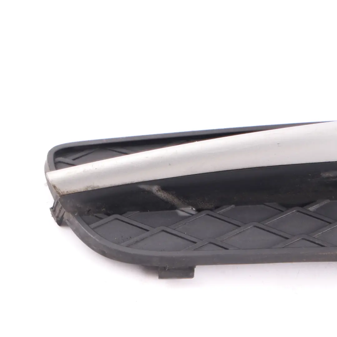 Embellecedor Parachoques Delantero BMW X5 E70 Rejilla Cerrada Derecha para con número de pieza 7159594 Embellecedor Parachoques Delantero BMW X5 E70 Rejilla Cerrada Derecha - SKU 7159594 - Número de pieza 7159594