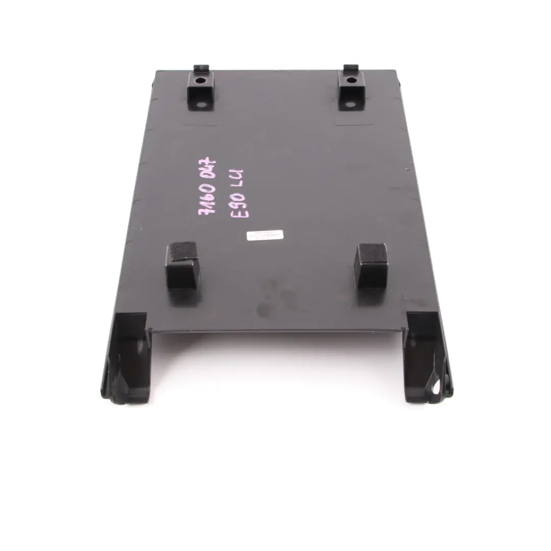 Armlehne Hinten BMW E90 LCI E91 E92 Sitzmittelblende Abdeckung Schwarz für mit Teilenummer 7160047 Armlehne Hinten BMW E90 LCI E91 E92 Sitzmittelblende Abdeckung Schwarz - SKU 7160047 - Teilenummer 7160047