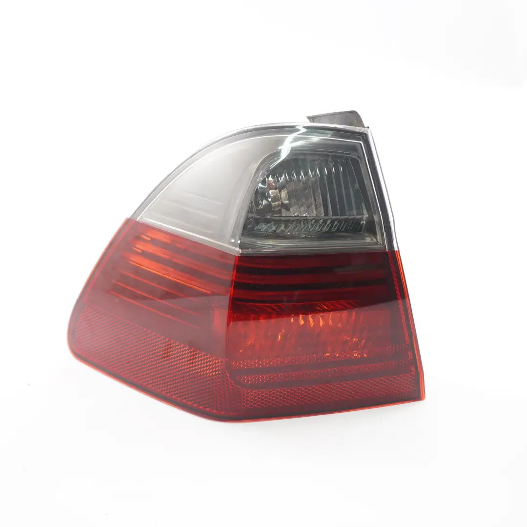 BMW E91 Luz Trasera Panel Lateral Izquierdo Tintado Luz Trasera - SKU 7160061-1 - Número de pieza 7160061