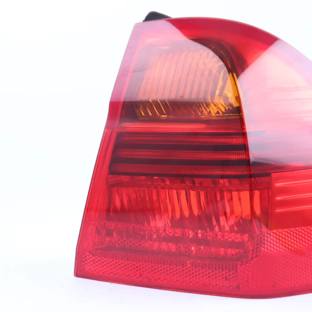 Heckleuchte Seitenwand Rechts 6321 für BMW E91 mit Teilenummer 7160062 BMW E91 Heckleuchte Seitenwand Rechts 6321 - SKU 7160062-1 - Teilenummer 7160062