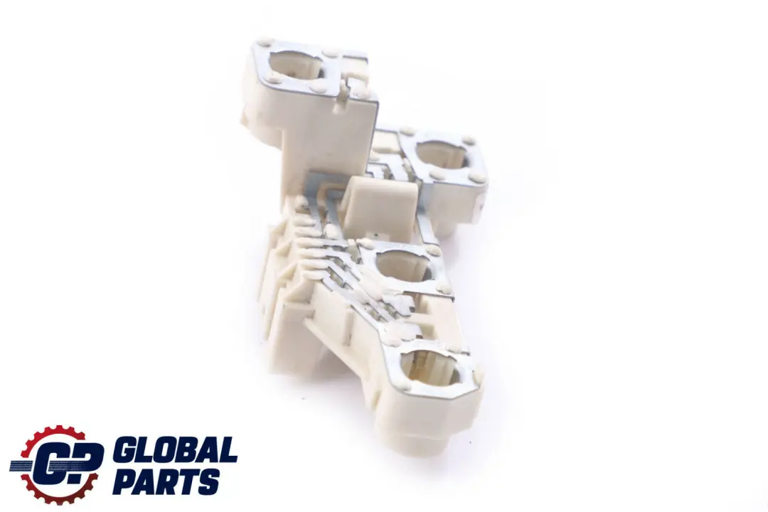 Responsables de la Lampe Lumiere Panneau Laterale a Gauche pour BMW 3 E91 à propos du numéro de pièce 7160075 BMW 3 E91 Responsables de la Lampe Lumiere Panneau Laterale a Gauche - SKU 7160075 - Numéro de pièce 7160075